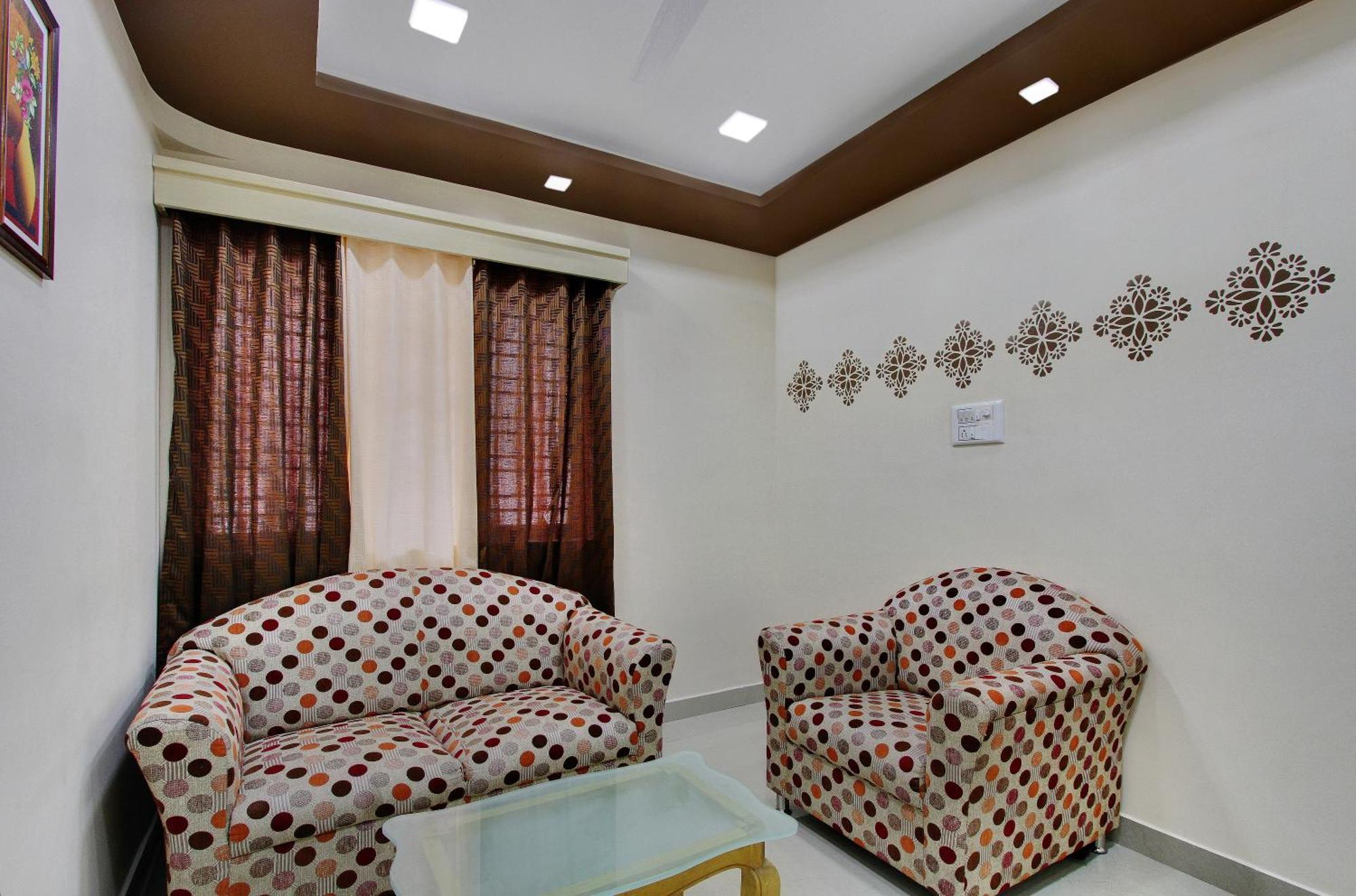 Bluemoon Comforts Hotel Bangalore