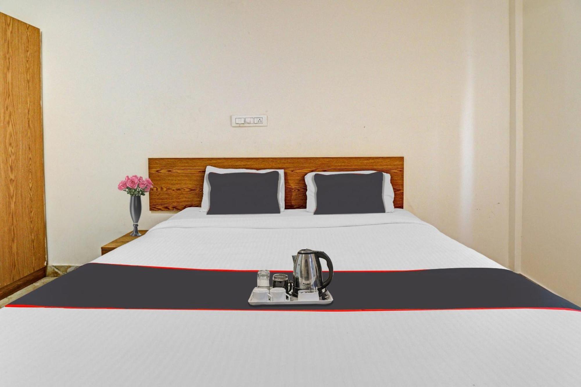 Flagship Sri Sai Comforts Hotel Bangalore
