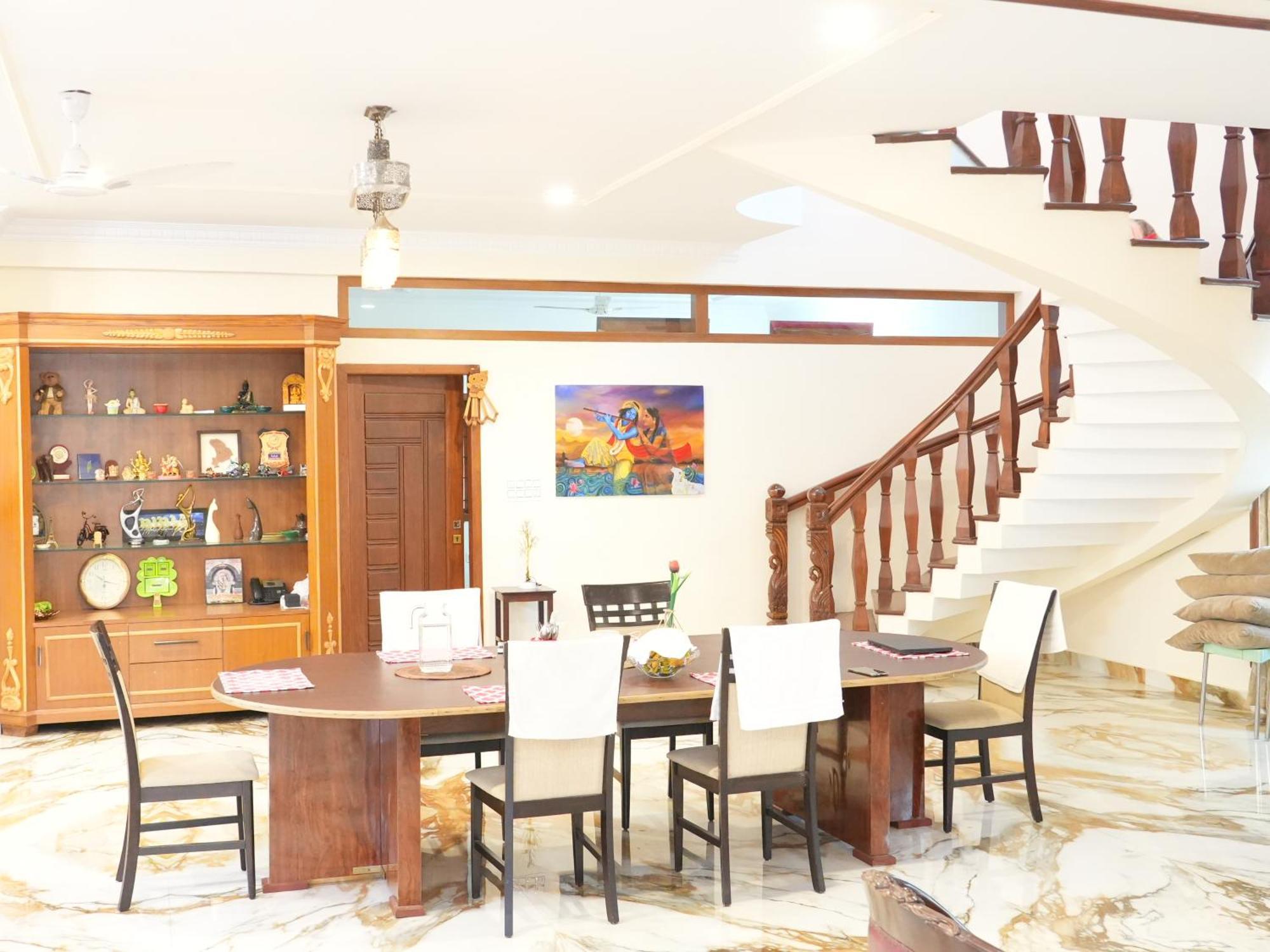 Guest house French Courtyard House *