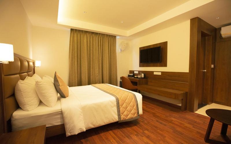 Hotel O Nar Comforts Near Ksr Railway Station
