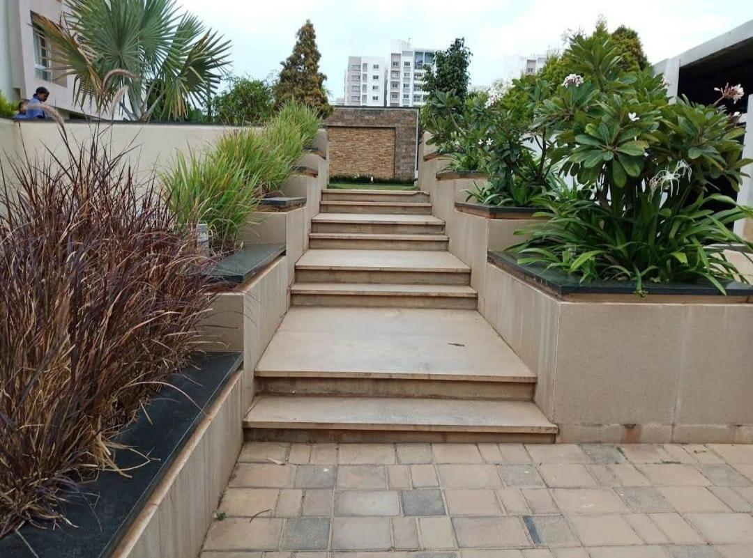 Entire 3 Bhk Corporate Service Manyata Tech Park Hebbal *