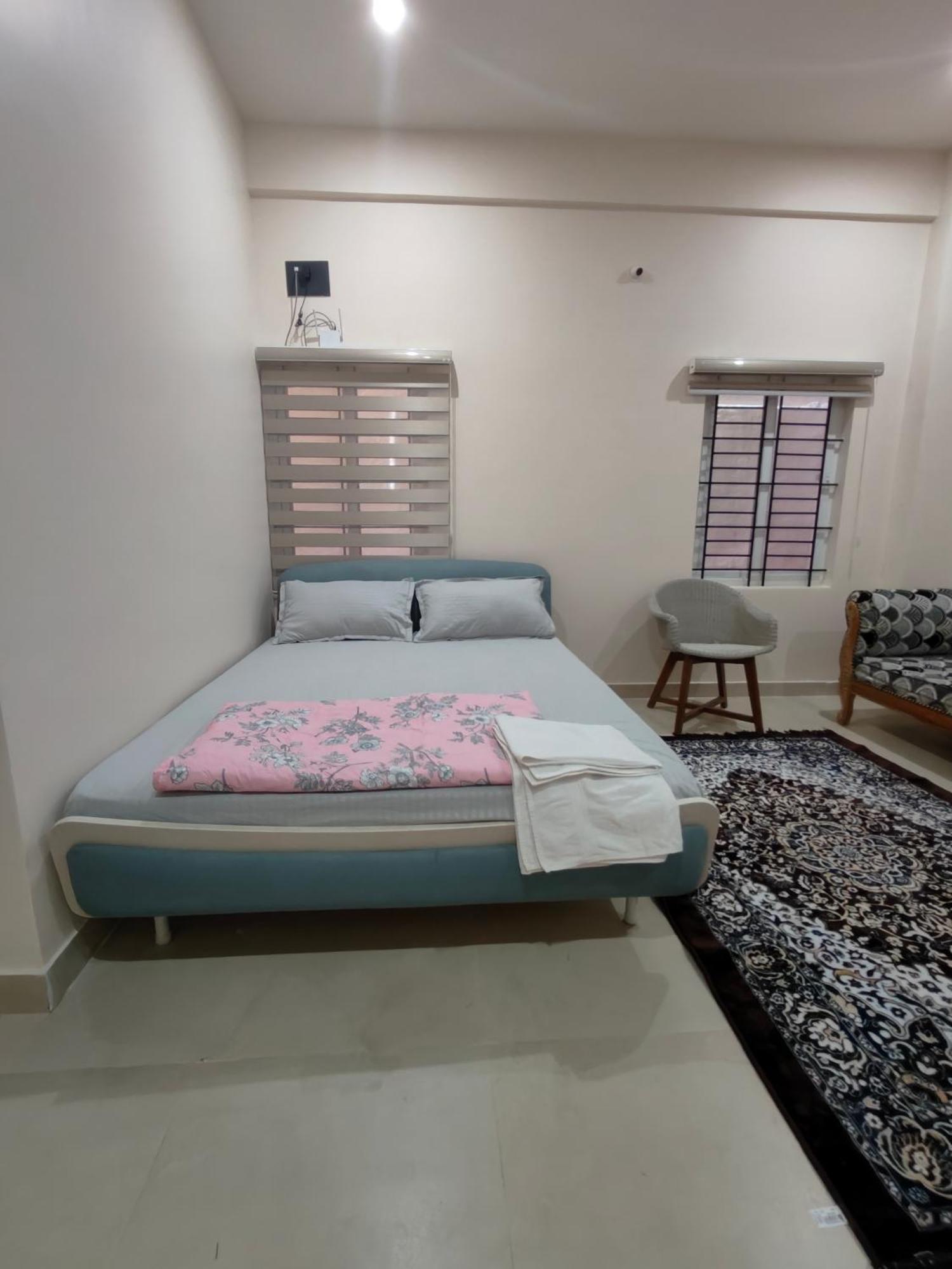 Apartment 2 Bedroom Near Vijayanagar,