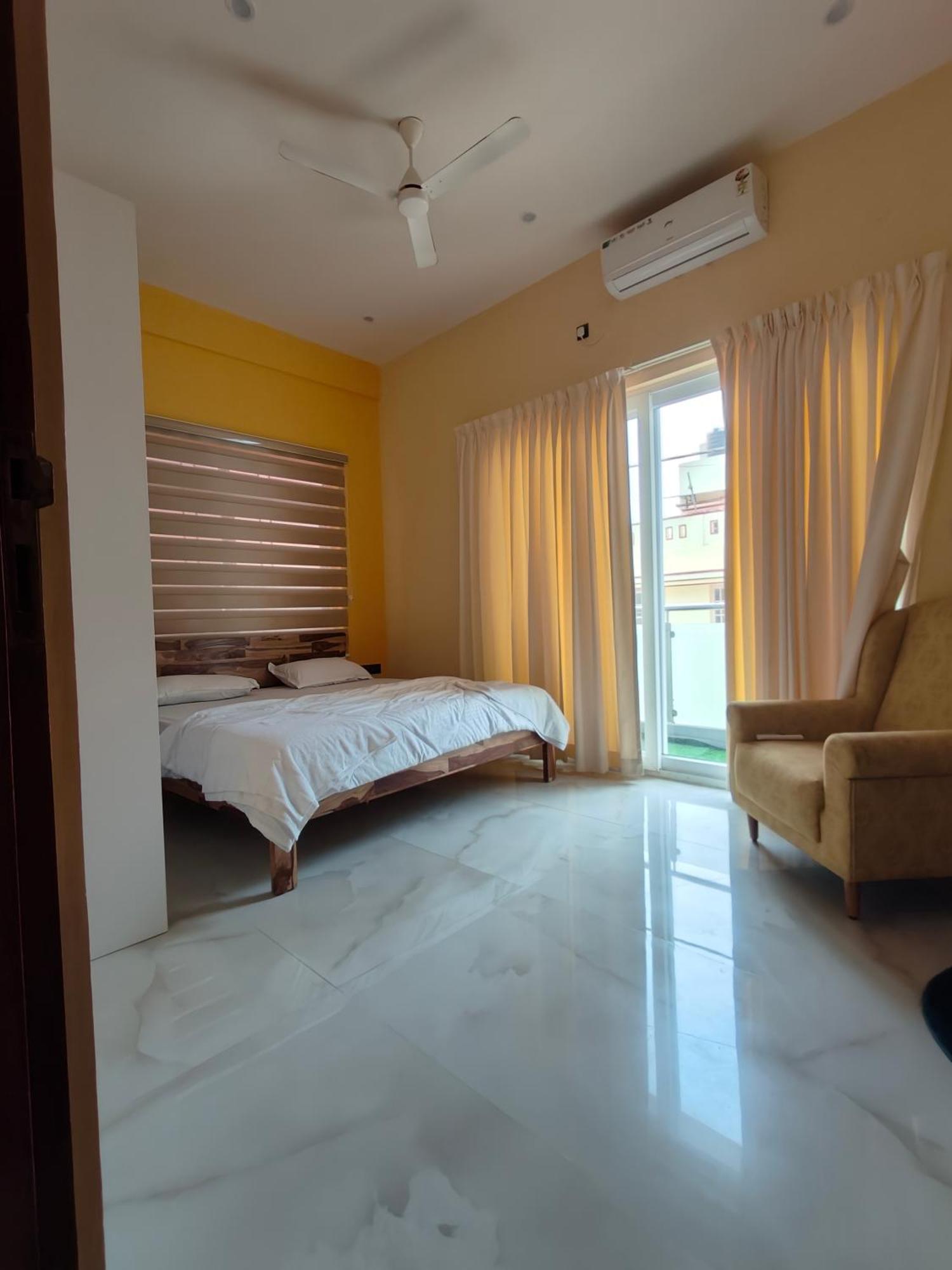 2 Bedroom Near Vijayanagar,