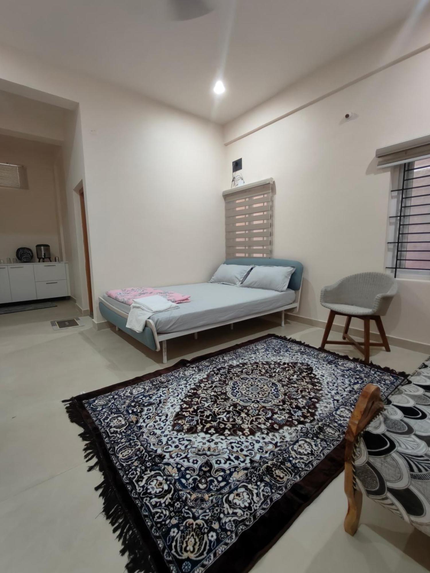 Apartment 2 Bedroom Near Vijayanagar,