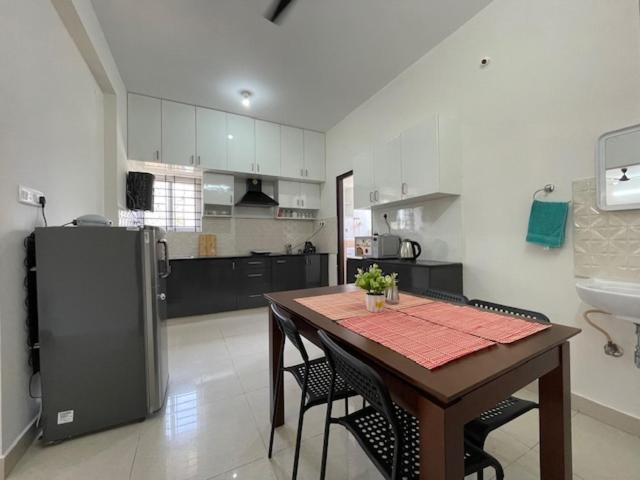 Apartment Ssn In Near Play Arena *