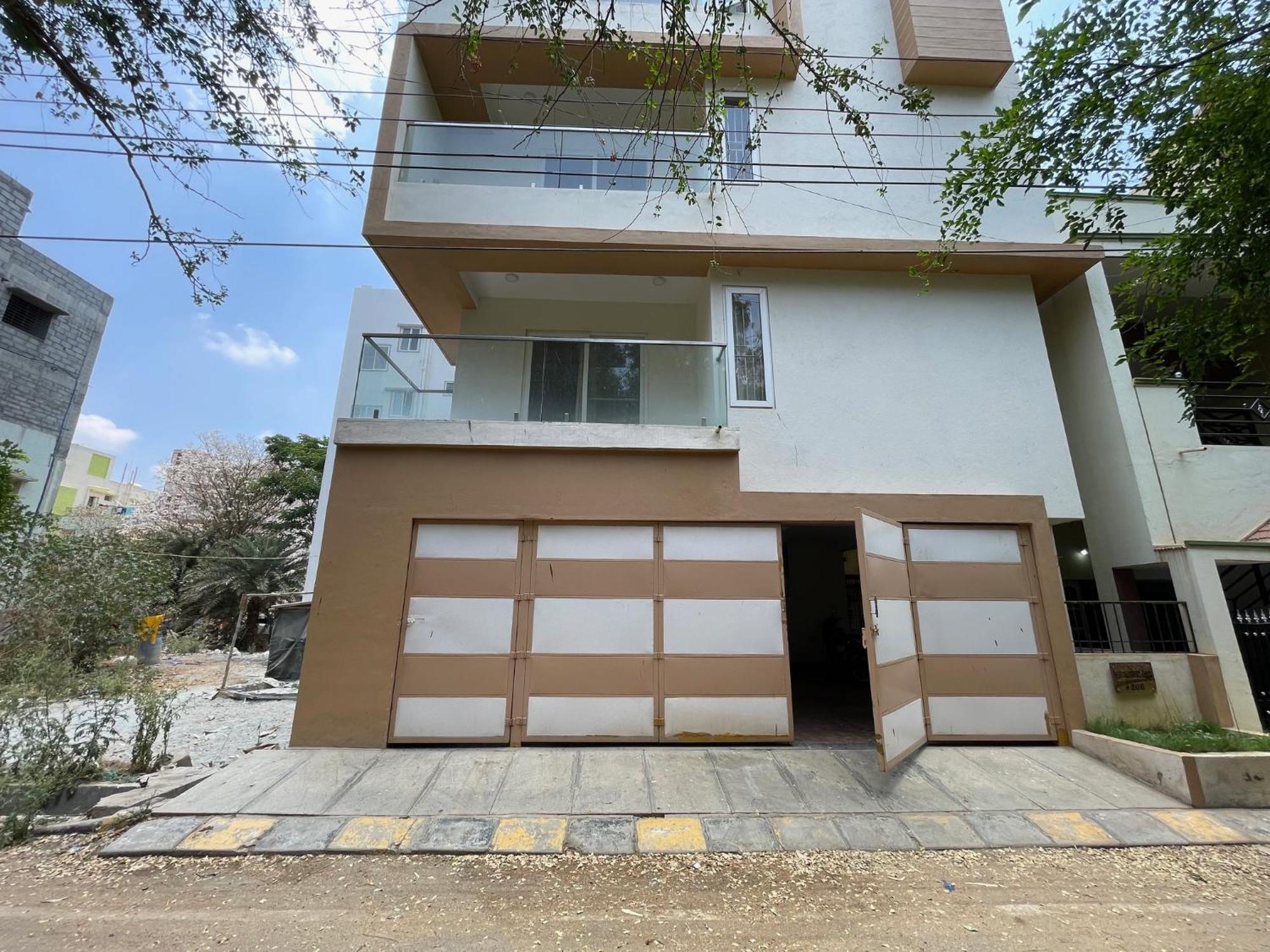 Ssn In Near Play Arena Apartment Bangalore