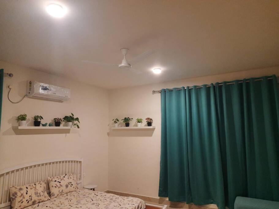 Villa The Rusticvibe-villa With Garden 30 Km Frm Ecity