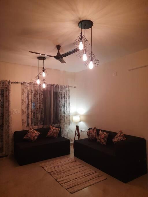 Villa The Rusticvibe-villa With Garden 30 Km Frm Ecity Bangalore