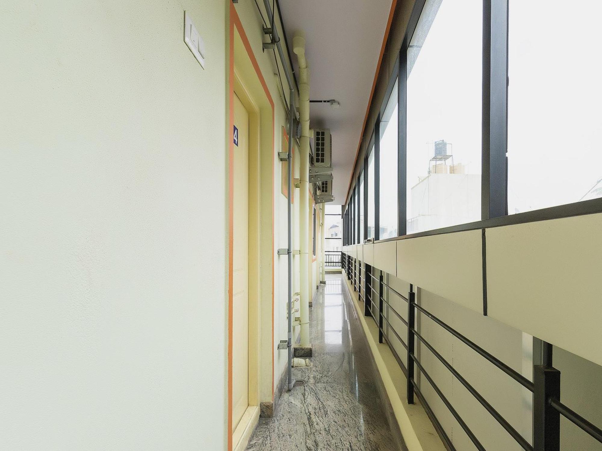 Hotel Oyo Ramana Near Hare Krishna Hill Bangalore