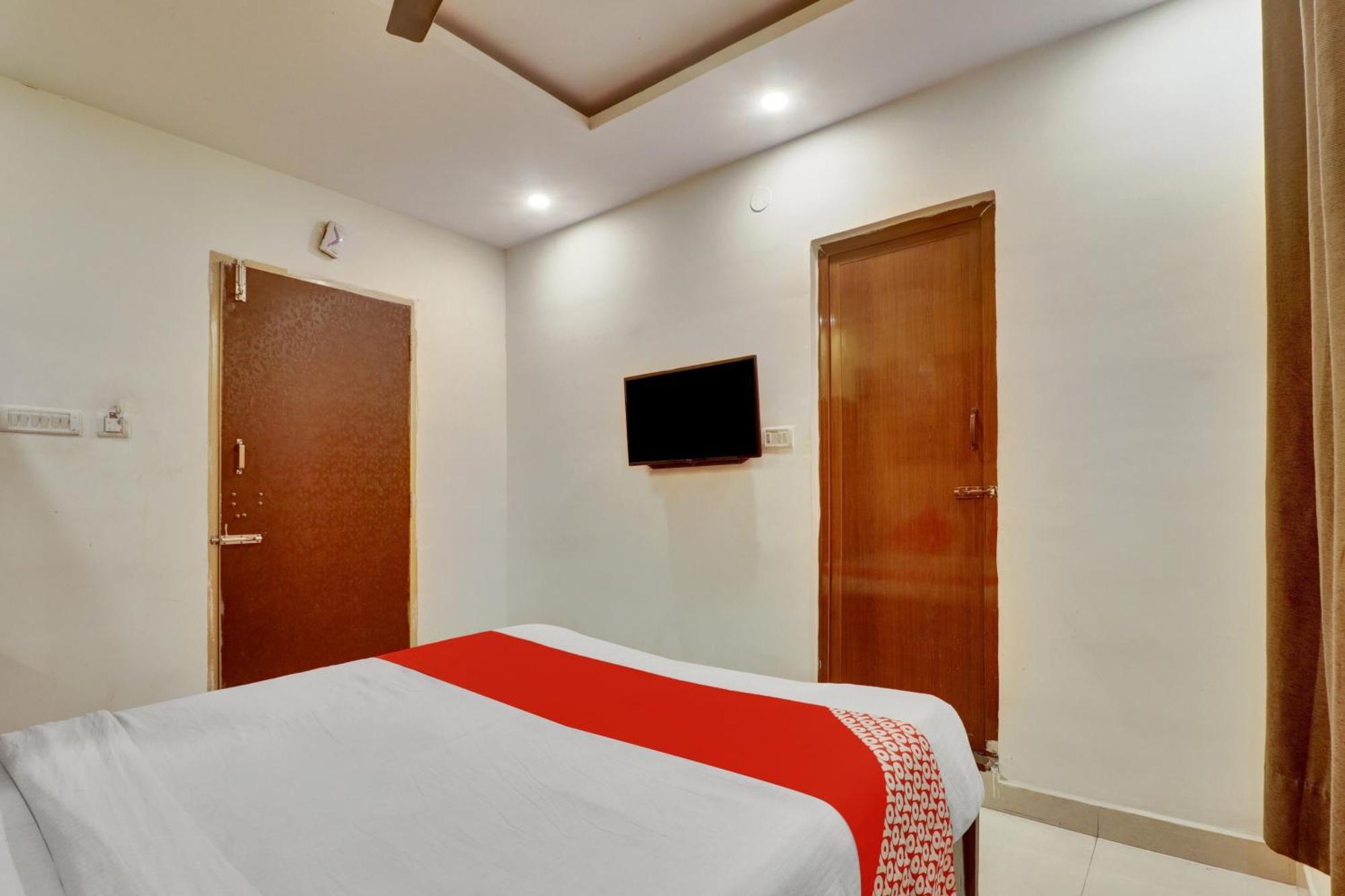 Hotel O Shiva Shakthi