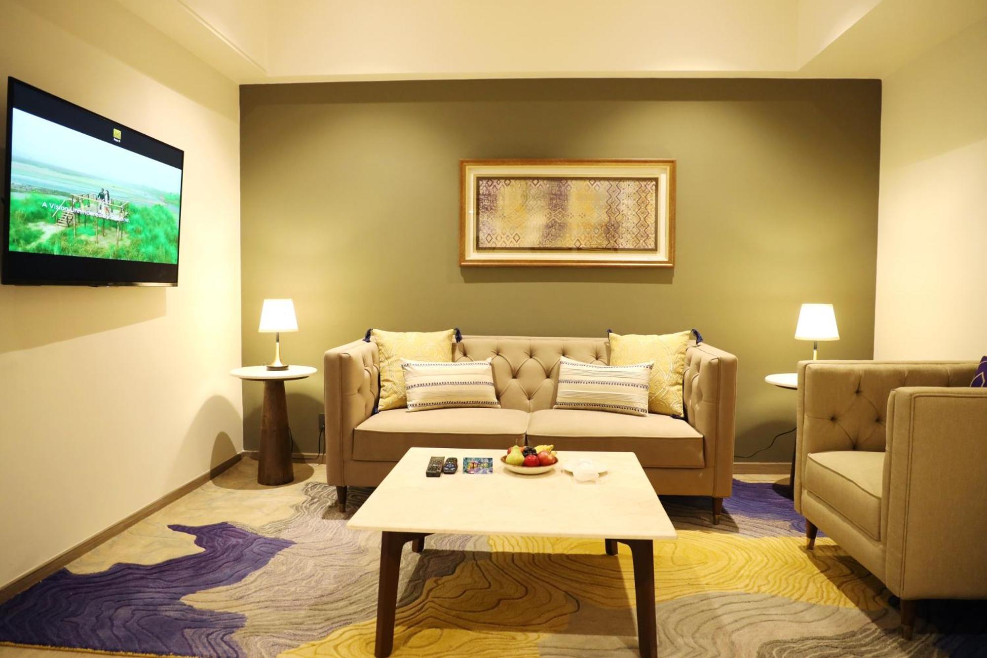 Vivanta Residency Road 5*
