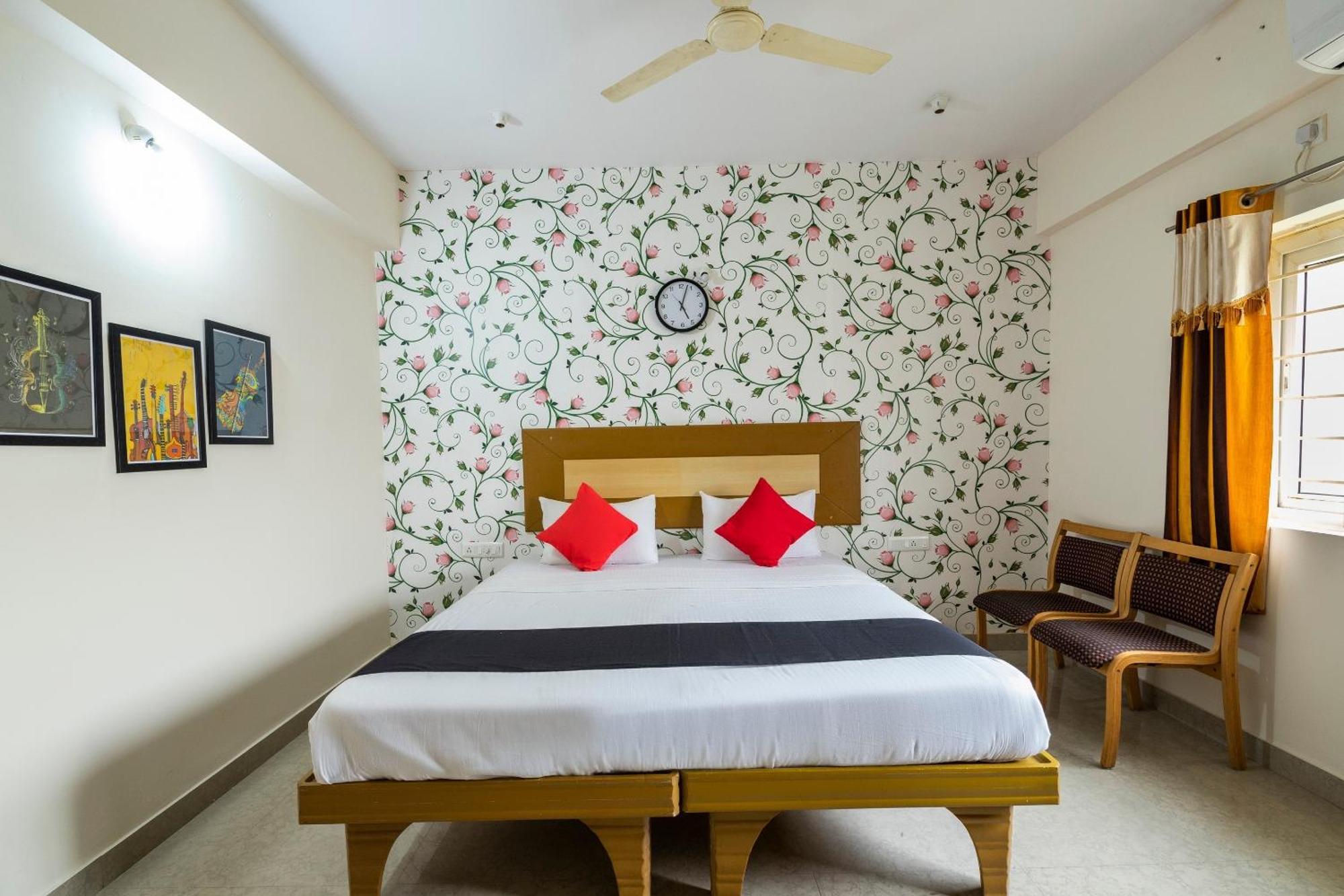 Hotel Collection O Sandalleaf Park 4*