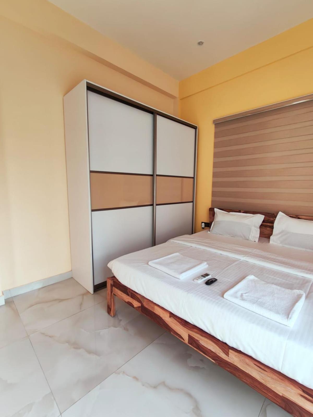 2 Bedroom Near Vijayanagar, Apartment