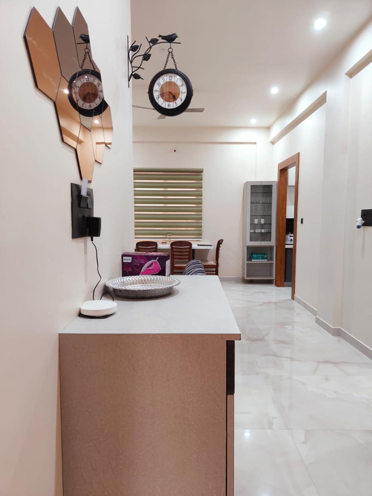 2 Bedroom Near Vijayanagar, Apartment *