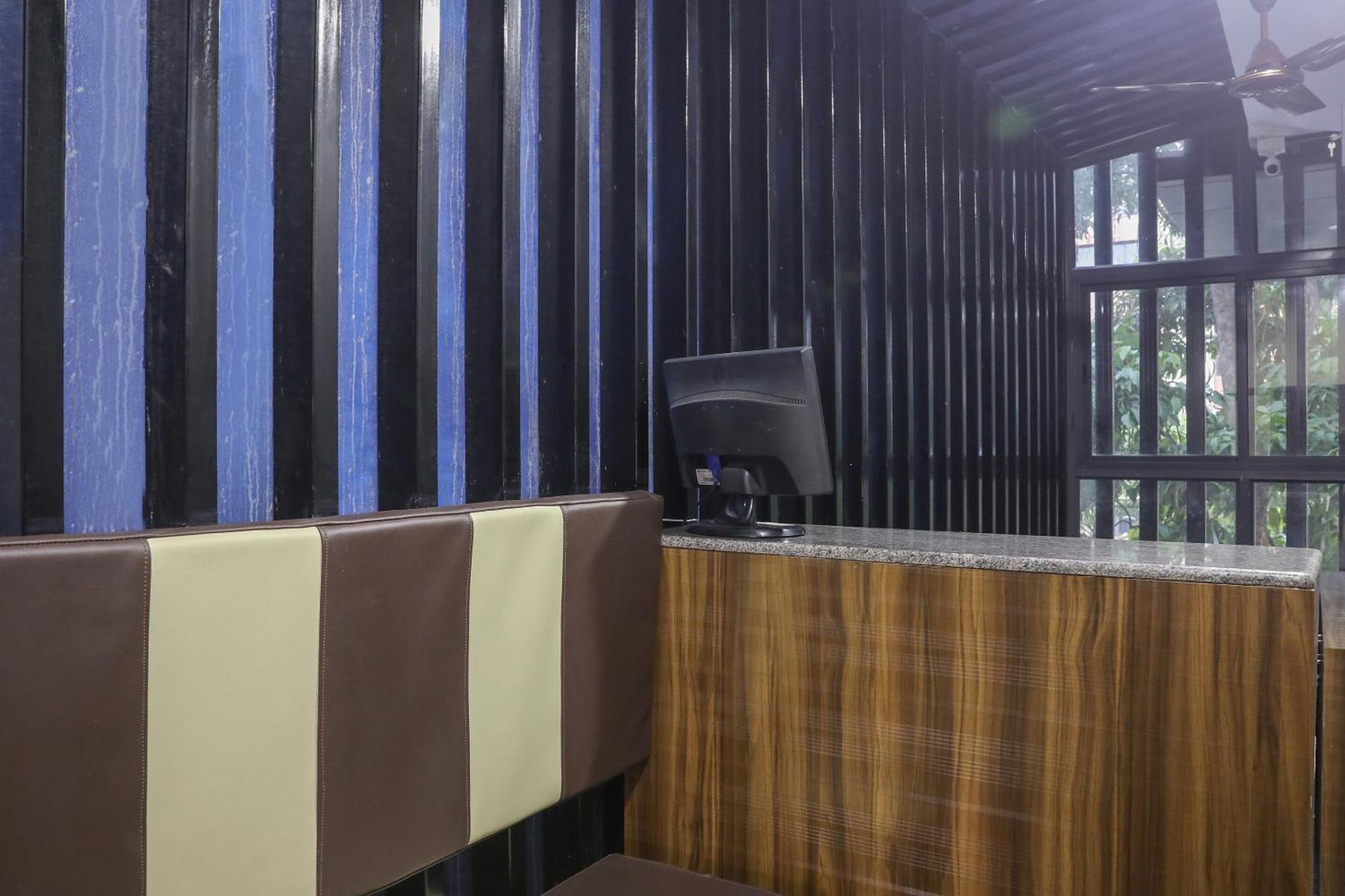 Oyo Flagship Champion Orchid Hotel 3*
