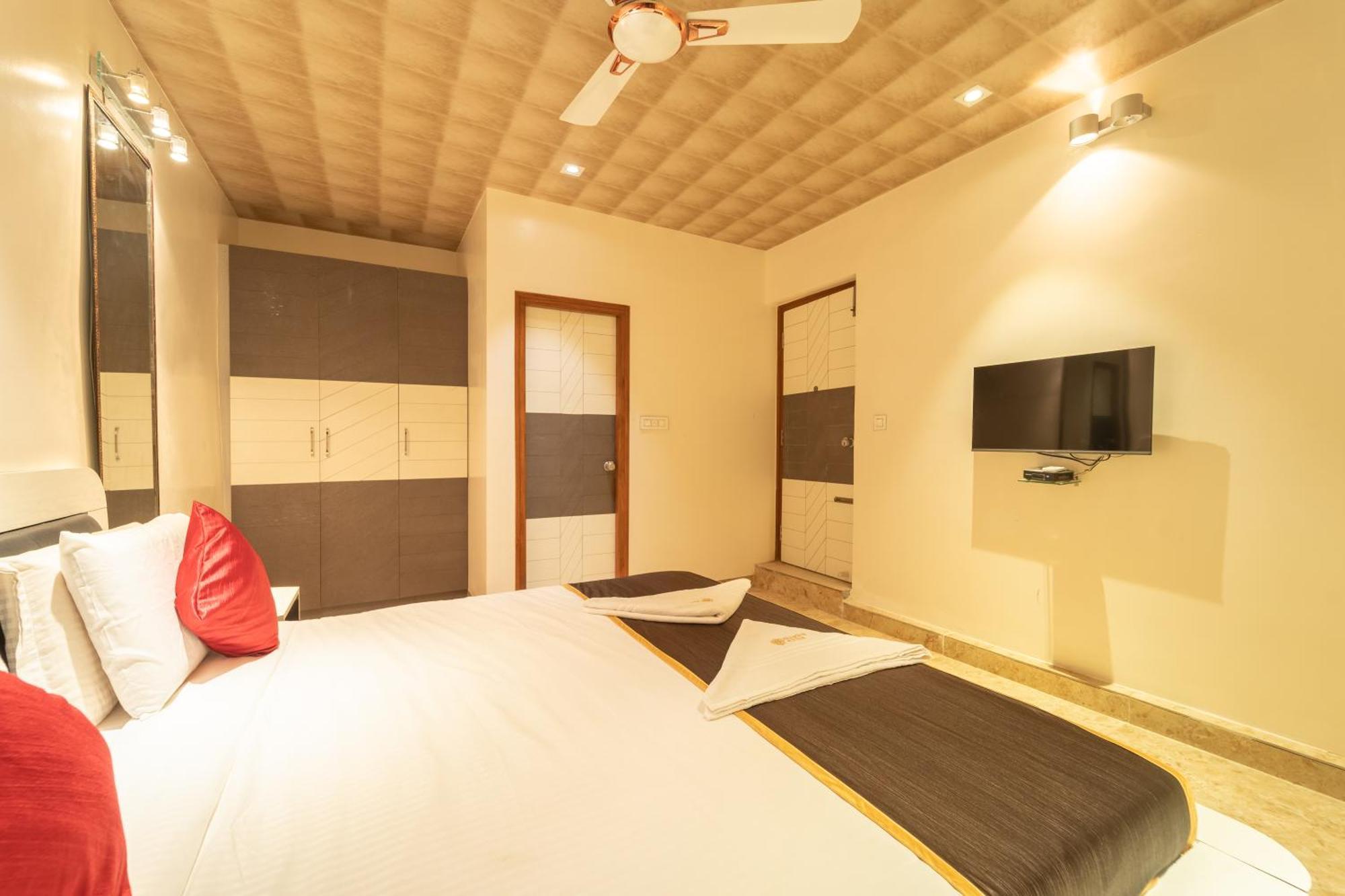 Seasons Suites-hbr