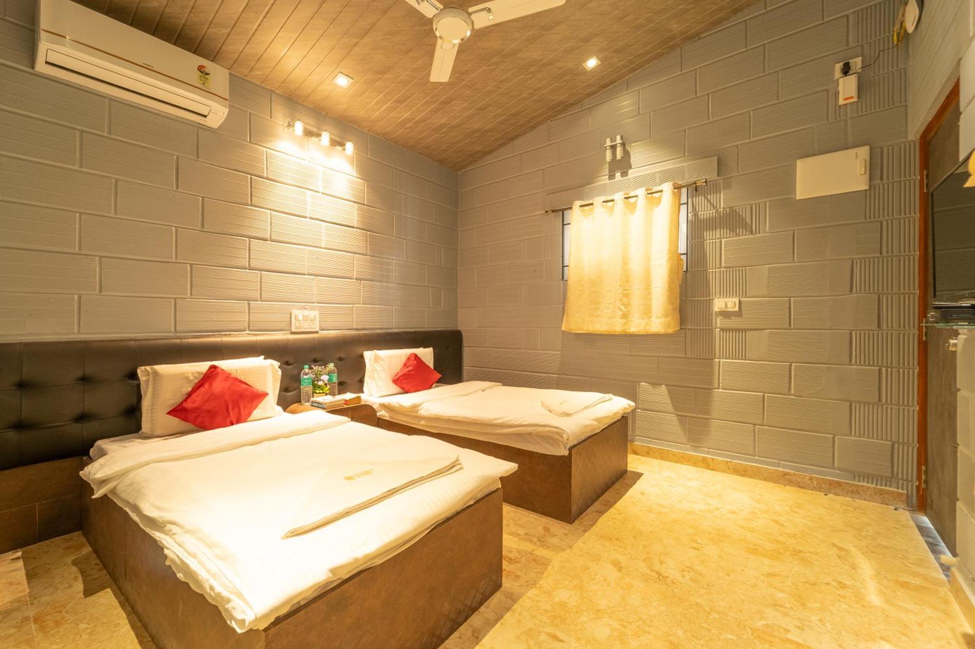 Seasons Suites-hbr *