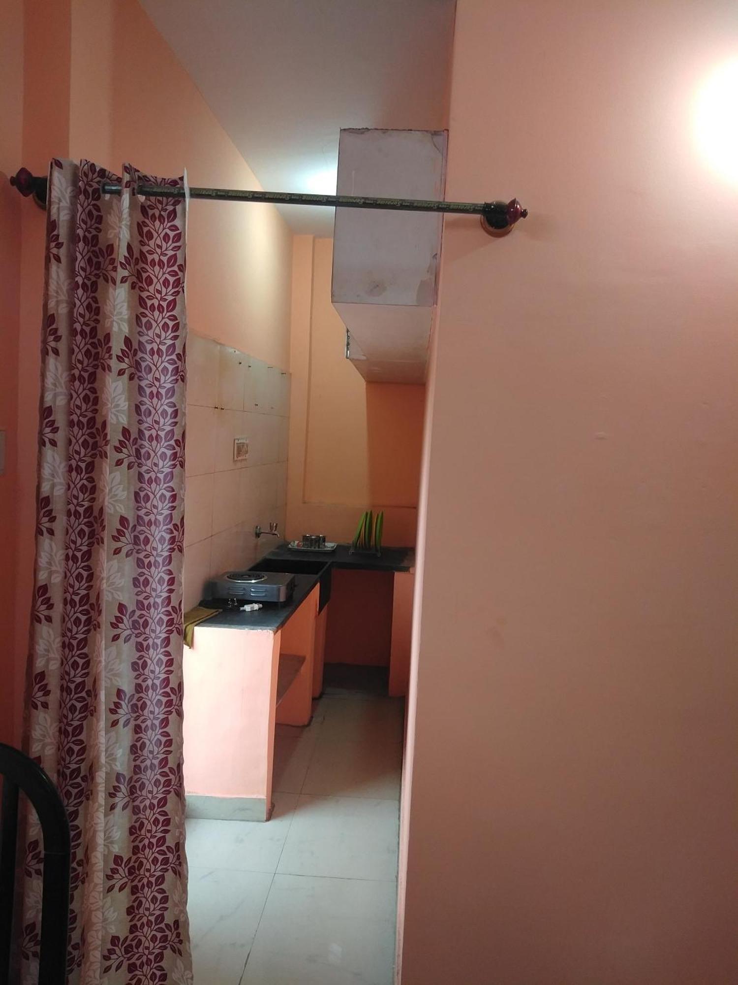 Apartment Guest 3 *