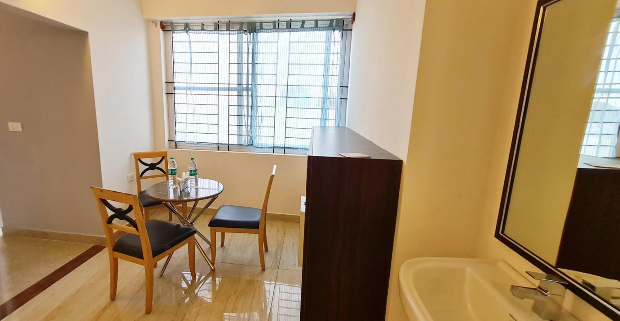 Apartment Seasons - Bommasandra