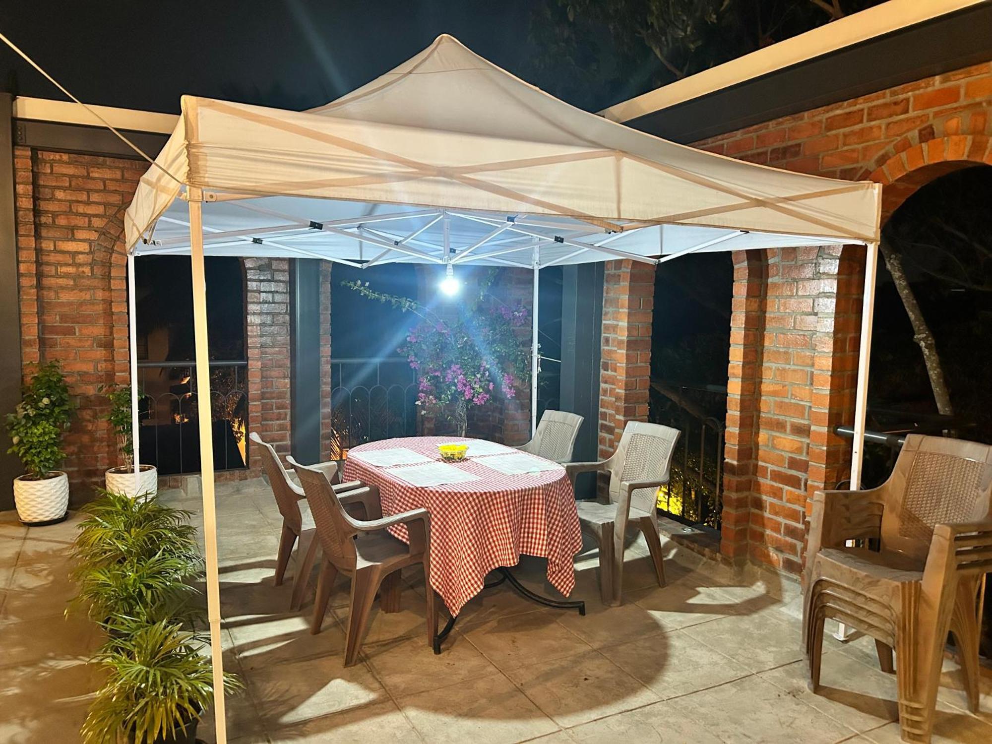 Bed & Breakfast Limelights Premium Bangalore