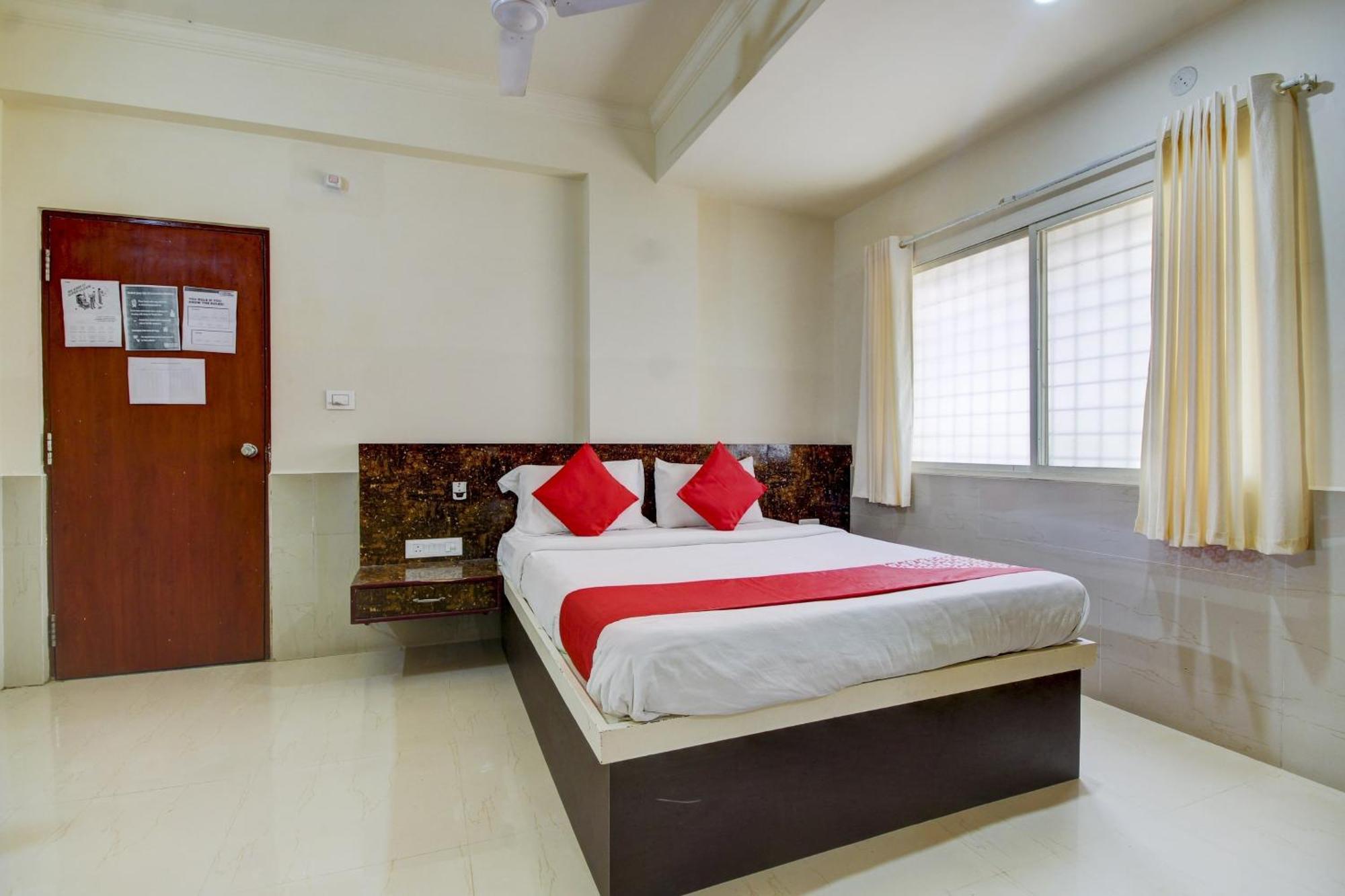 Hotel O Nar Comforts Near Ksr Railway Station 4*