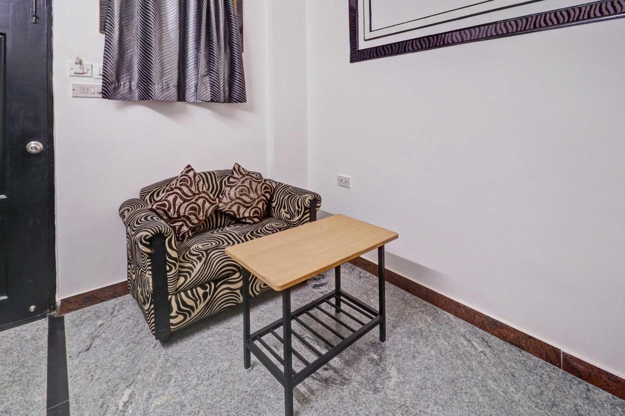 Hotel Collection O Sabharwal Residency Near Lalbagh Botanical Garden
