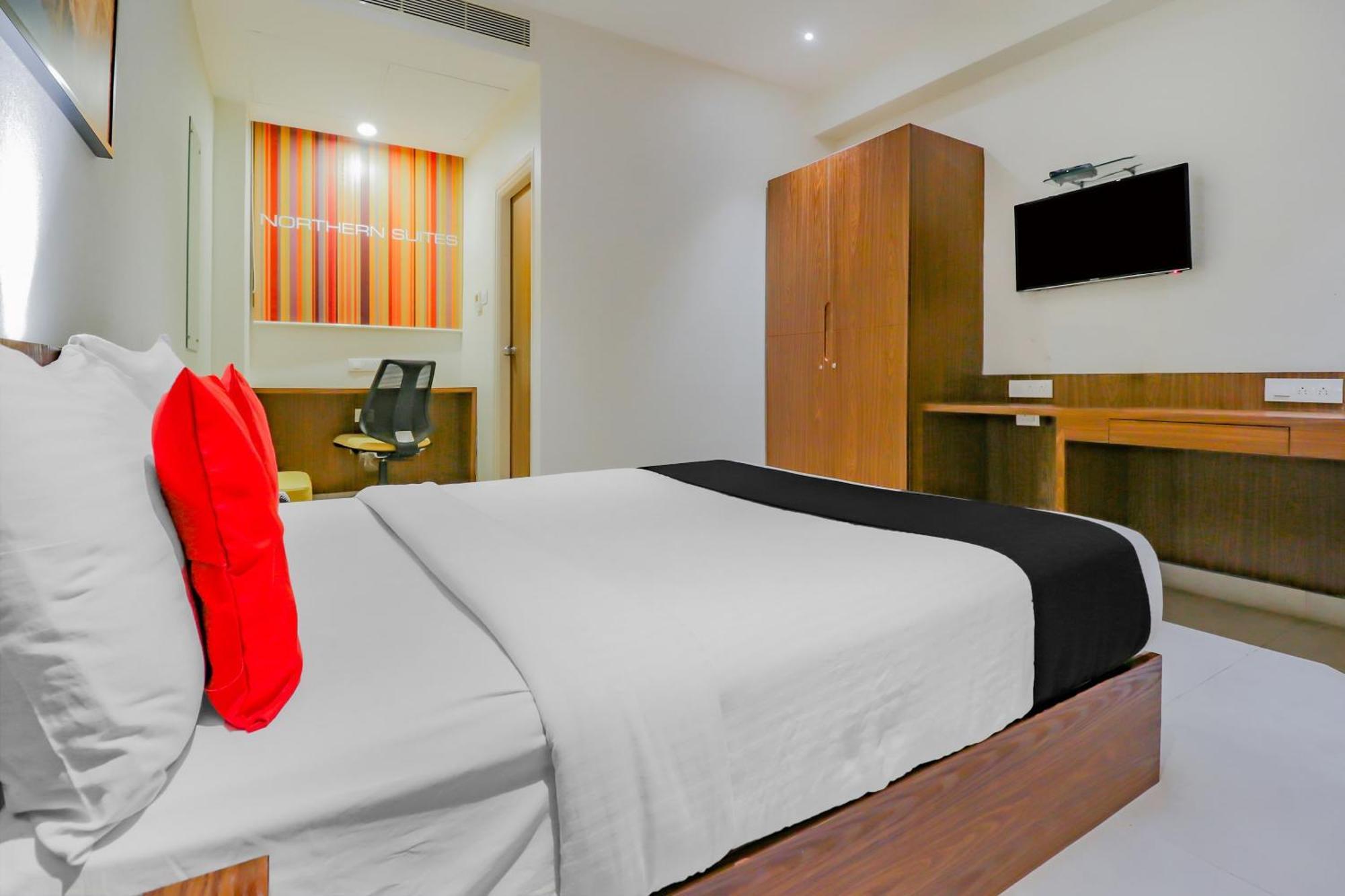 Capital O Royal Keys Near Brookfield Mall, Aecs Layout Hotel Bangalore