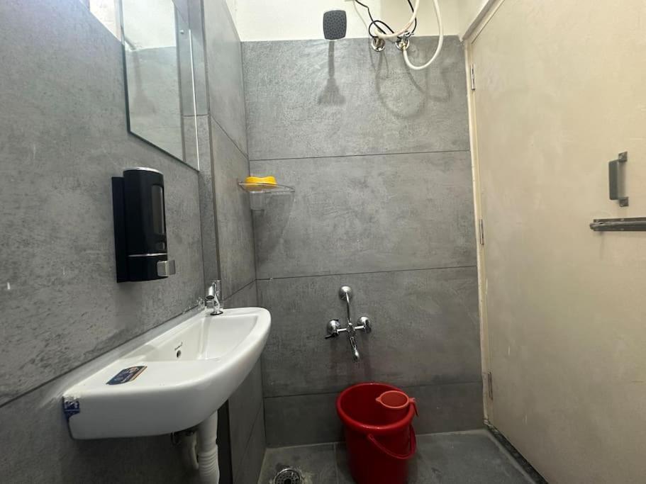Apartment Compact 1bhk In Haralur Near Hsr 1st Floor 103 *
