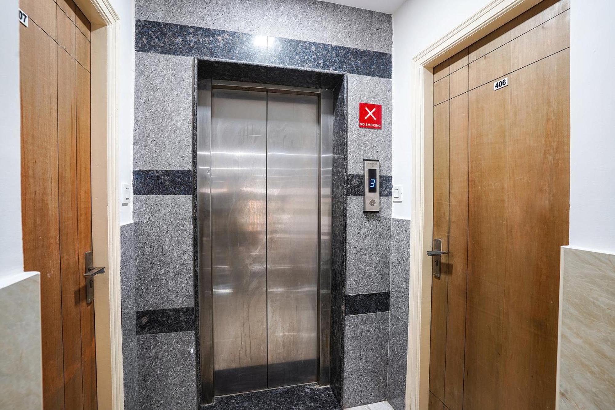 Fabhotel Humming Hotel 3*