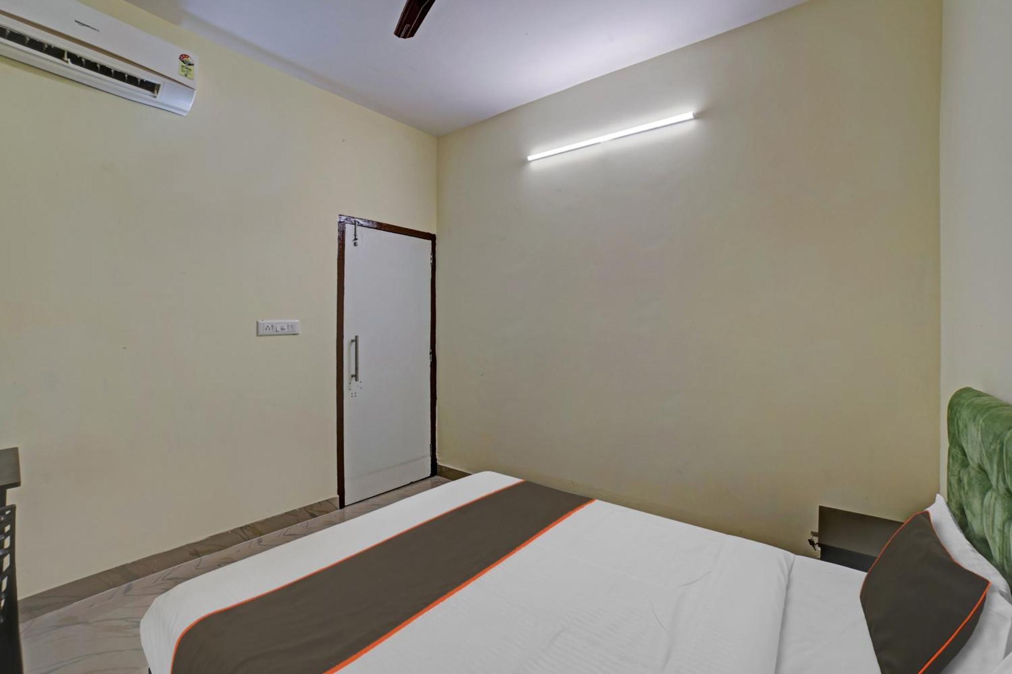 Collection O Sunshine Studio Hotel Bangalore