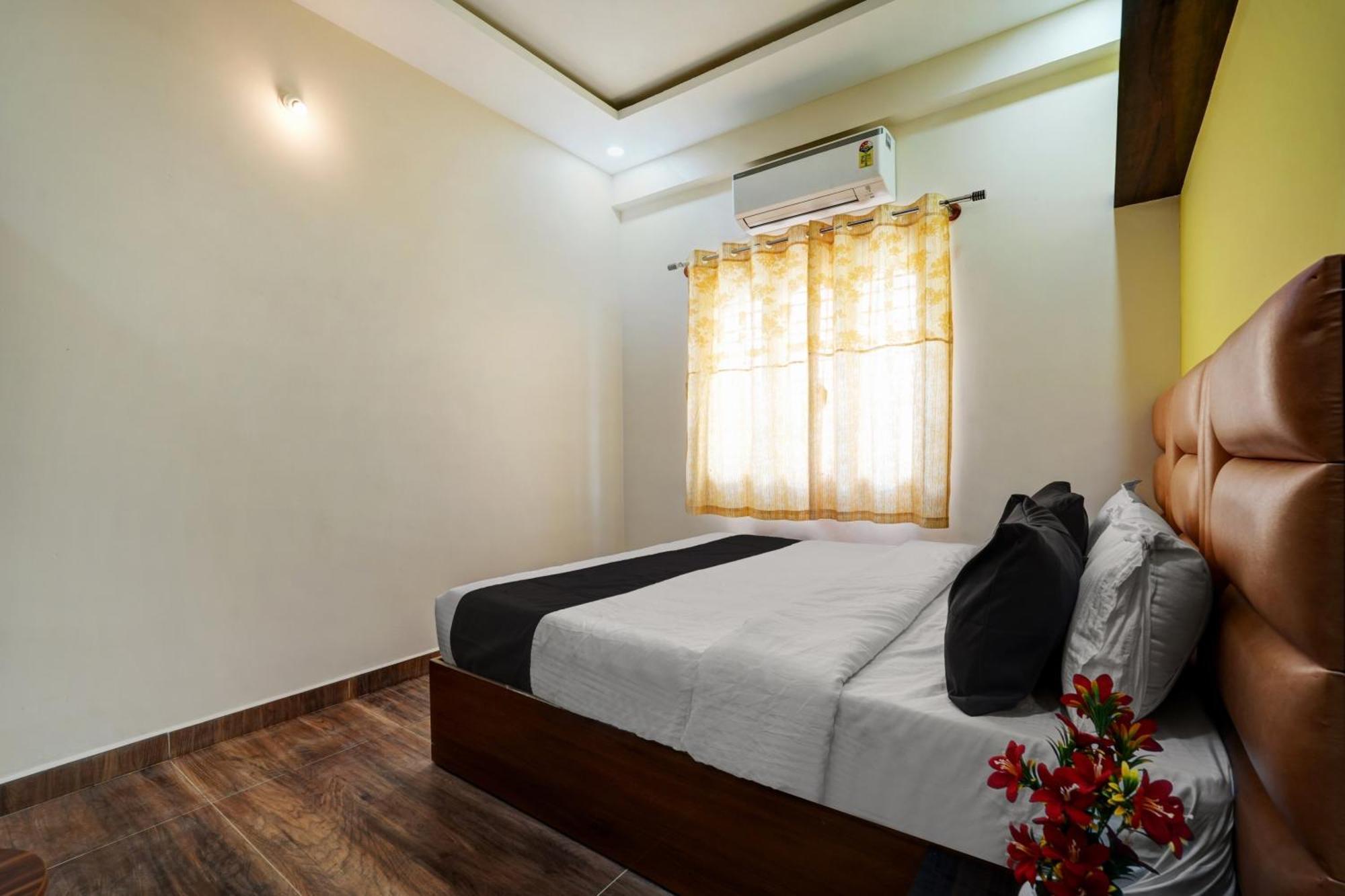 Collection O Utsav Grand Hotel 4*