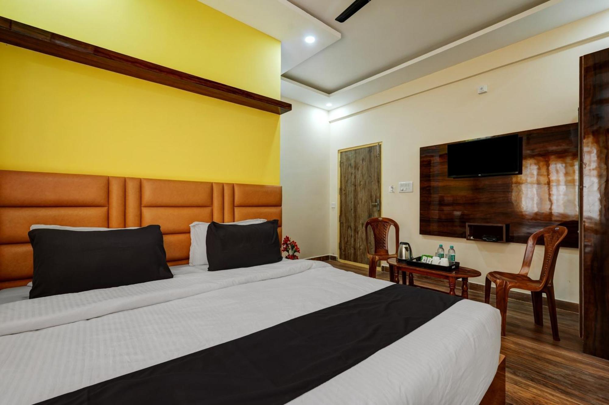 Collection O Utsav Grand Hotel Bangalore
