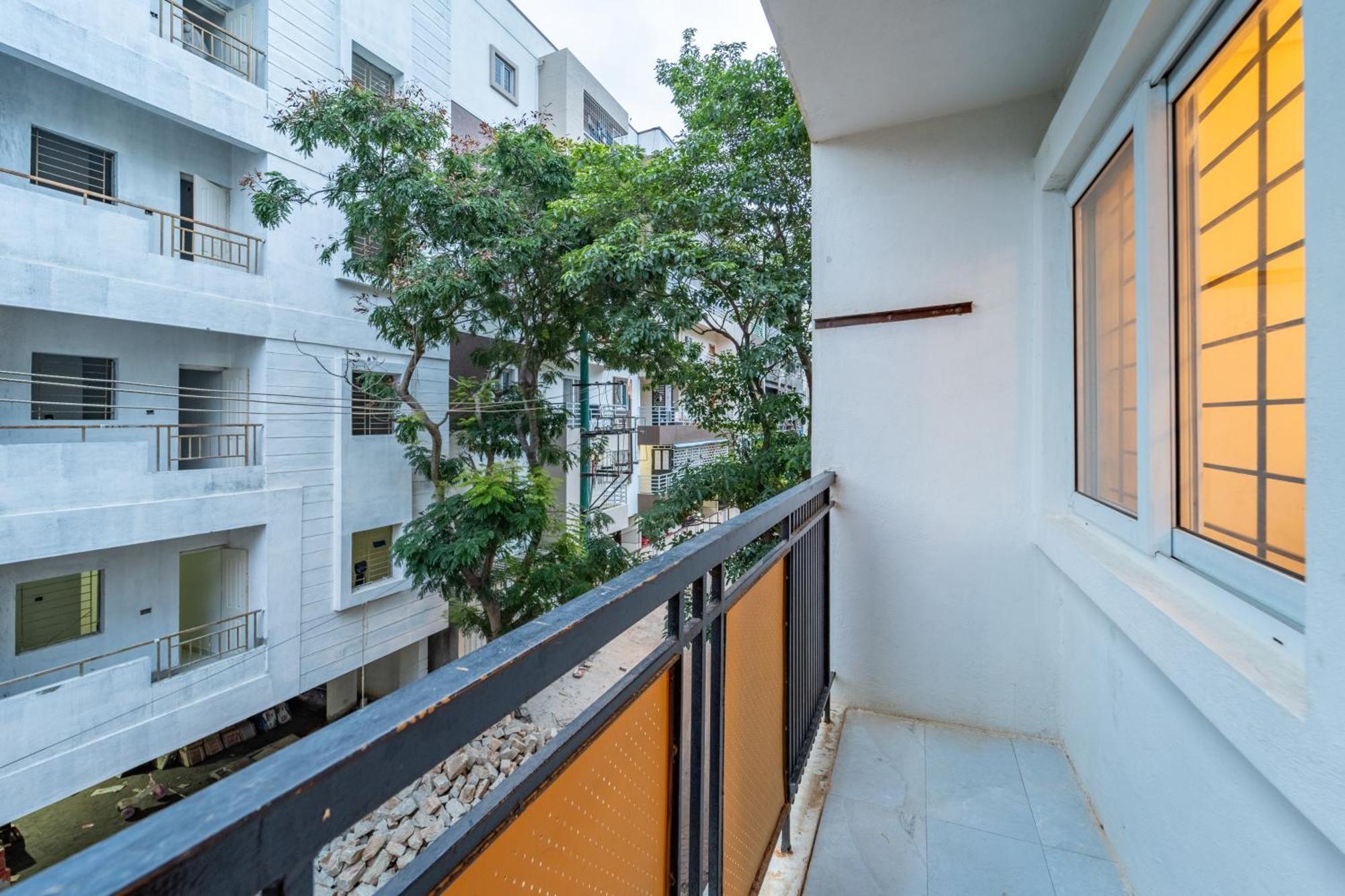 Seasons - Bommasandra Apartment *