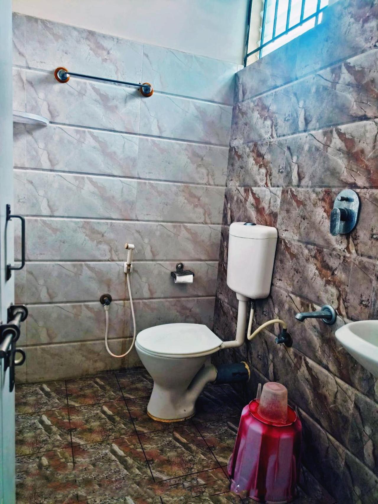 Jj Comfort Hotel