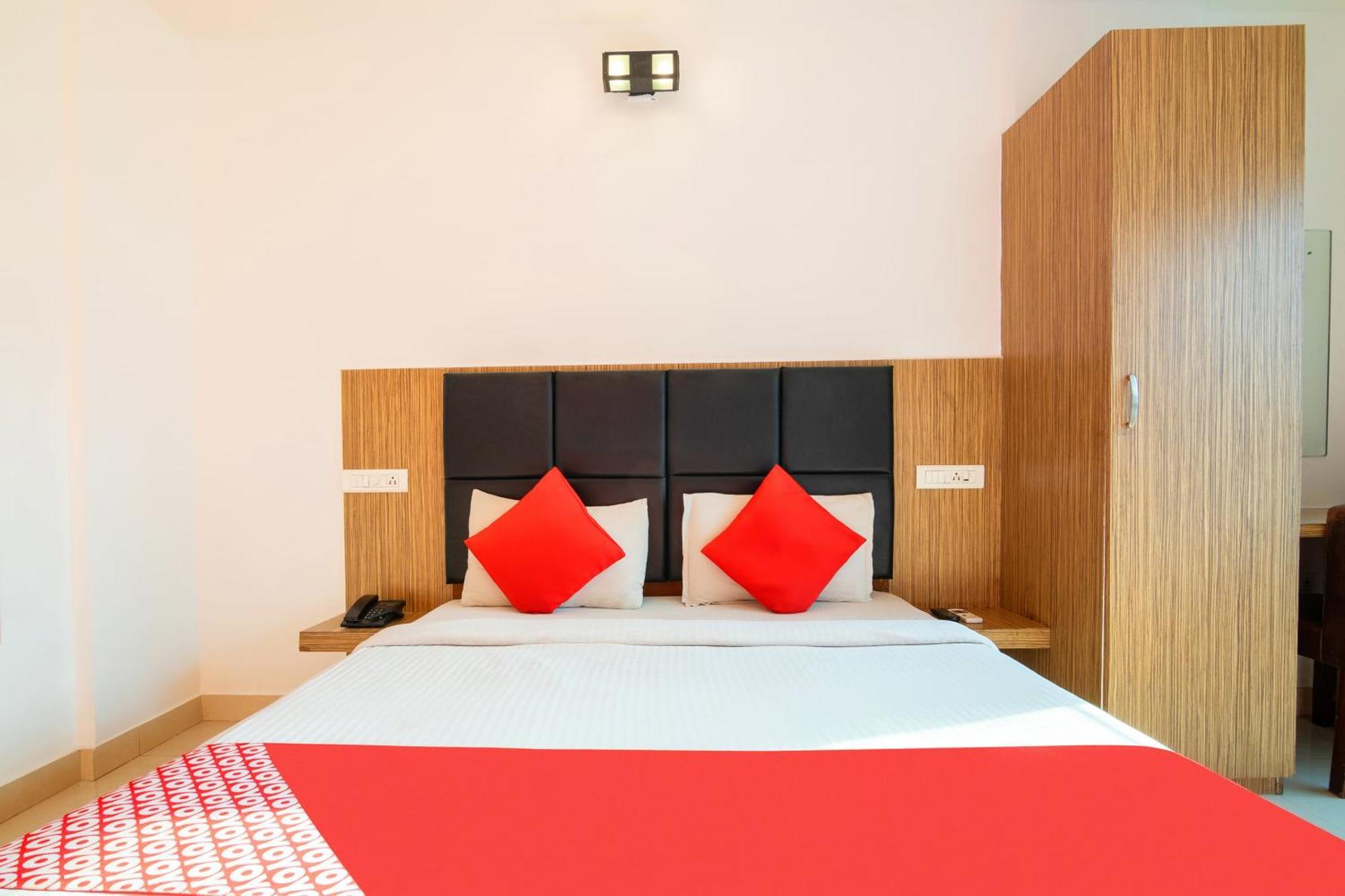 Oyo Galaxy Bangalore