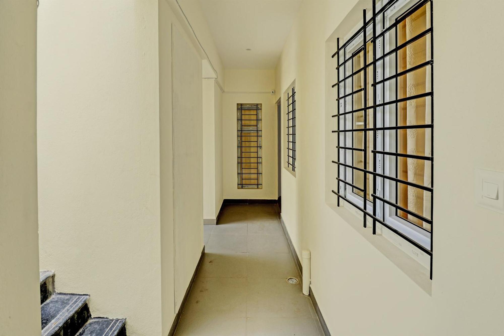 Manyata Service Hotel