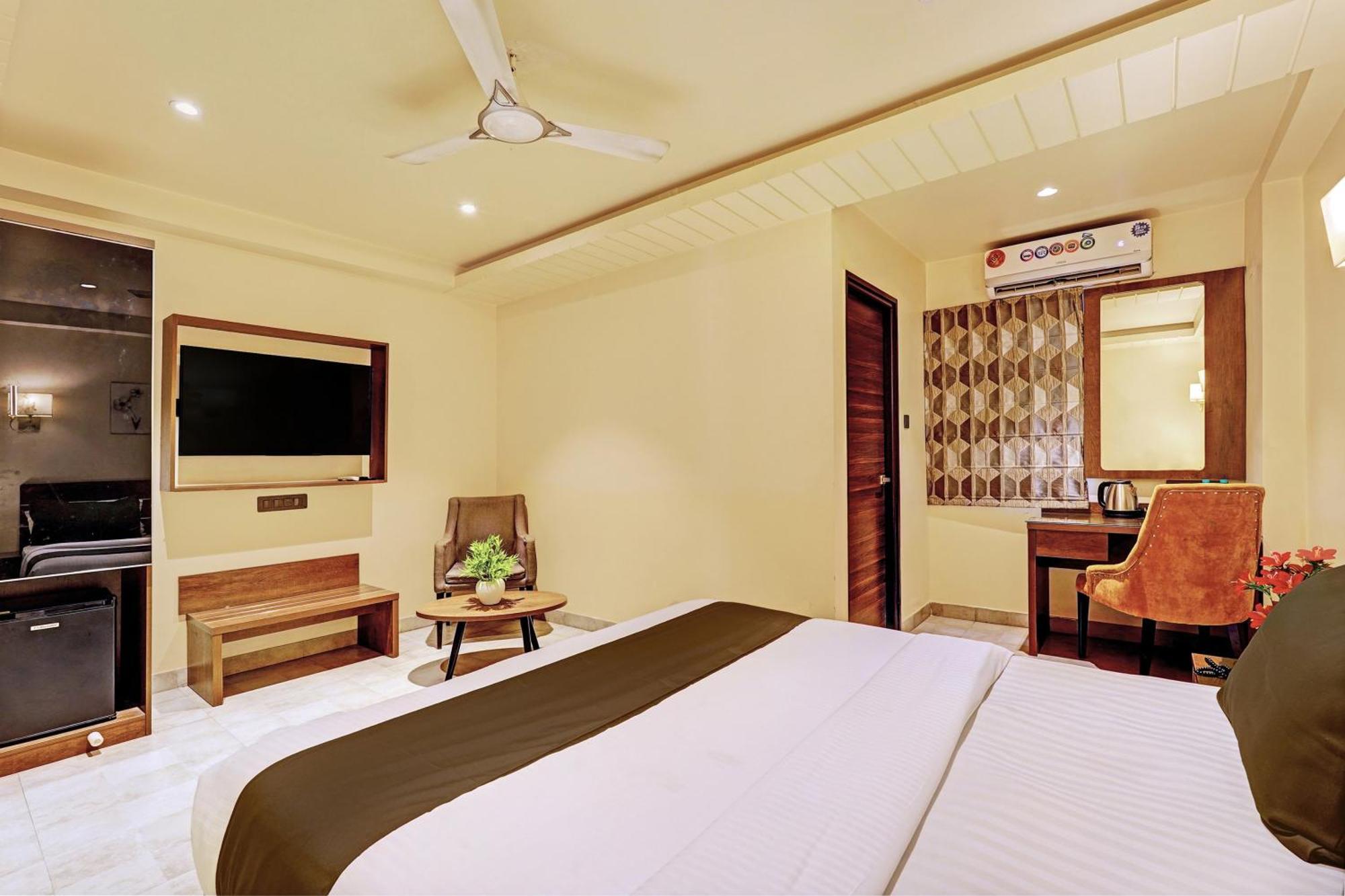 Hotel Super Townhouse Oak Clove Boutique Rajaji Nagar Near Lulu Mall Bangalore