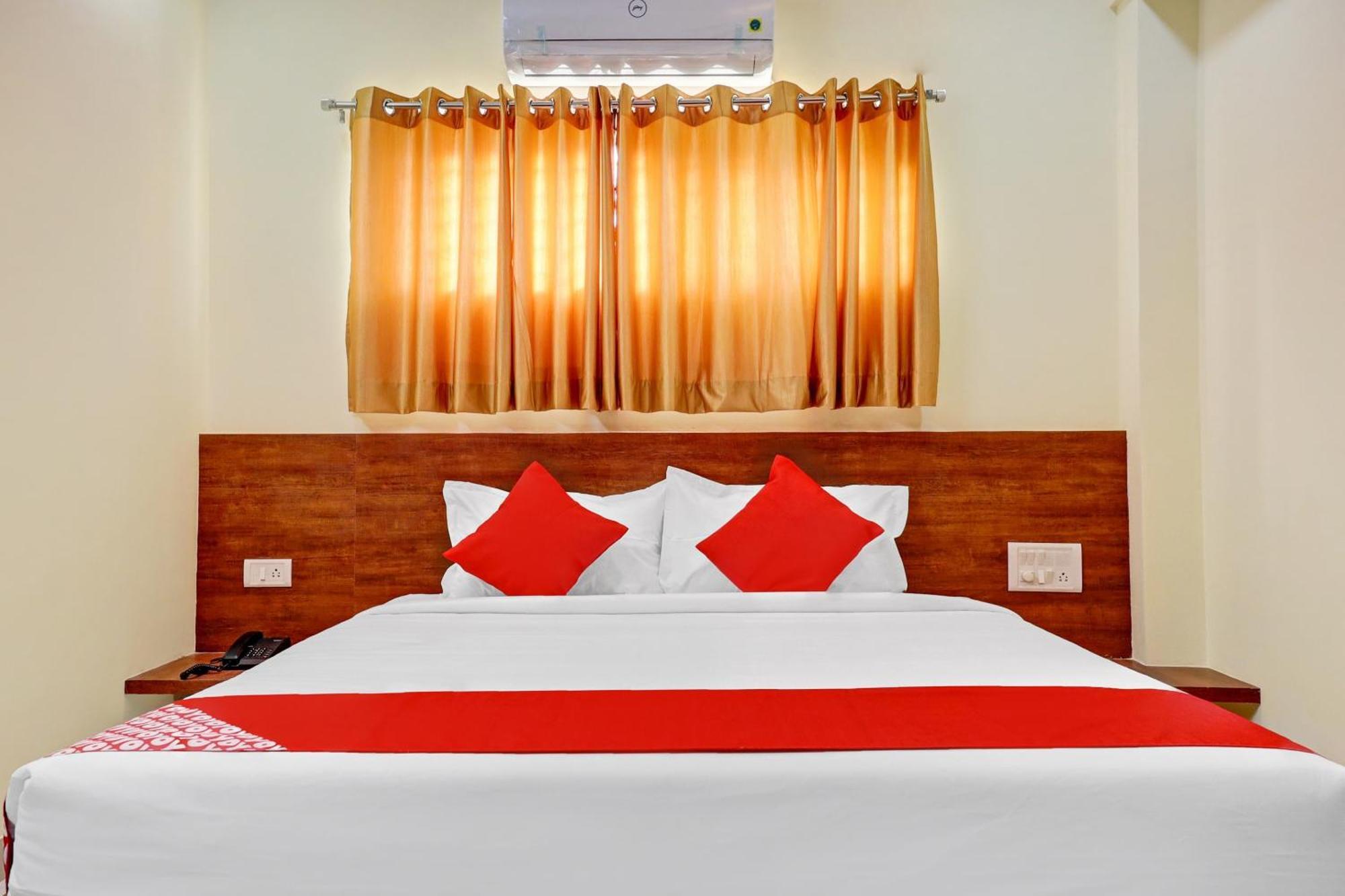 Super O Silver House Near Mantri Square Mall Hotel Bangalore