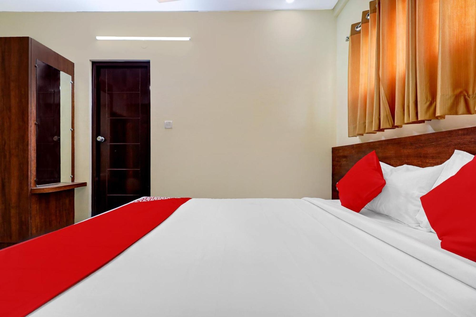 Super O Silver House Near Mantri Square Mall 3*