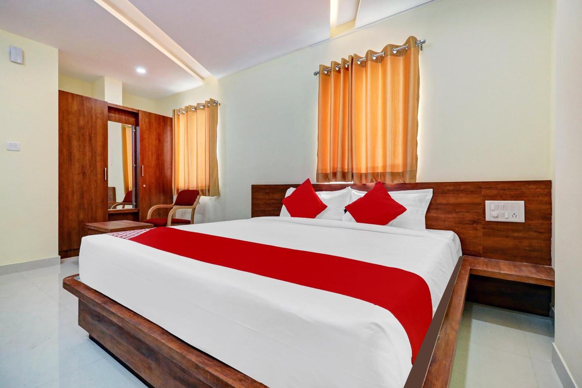 Super O Silver House Near Mantri Square Mall Hotel