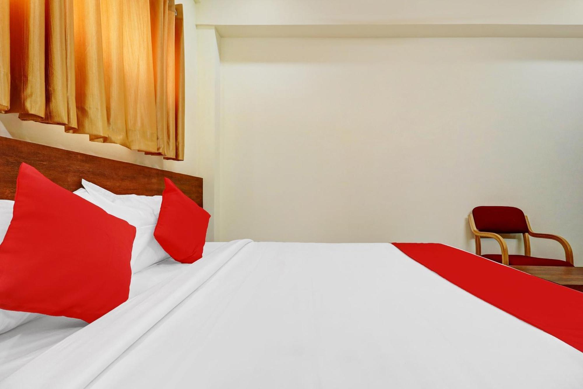 Hotel Super O Silver House Near Mantri Square Mall