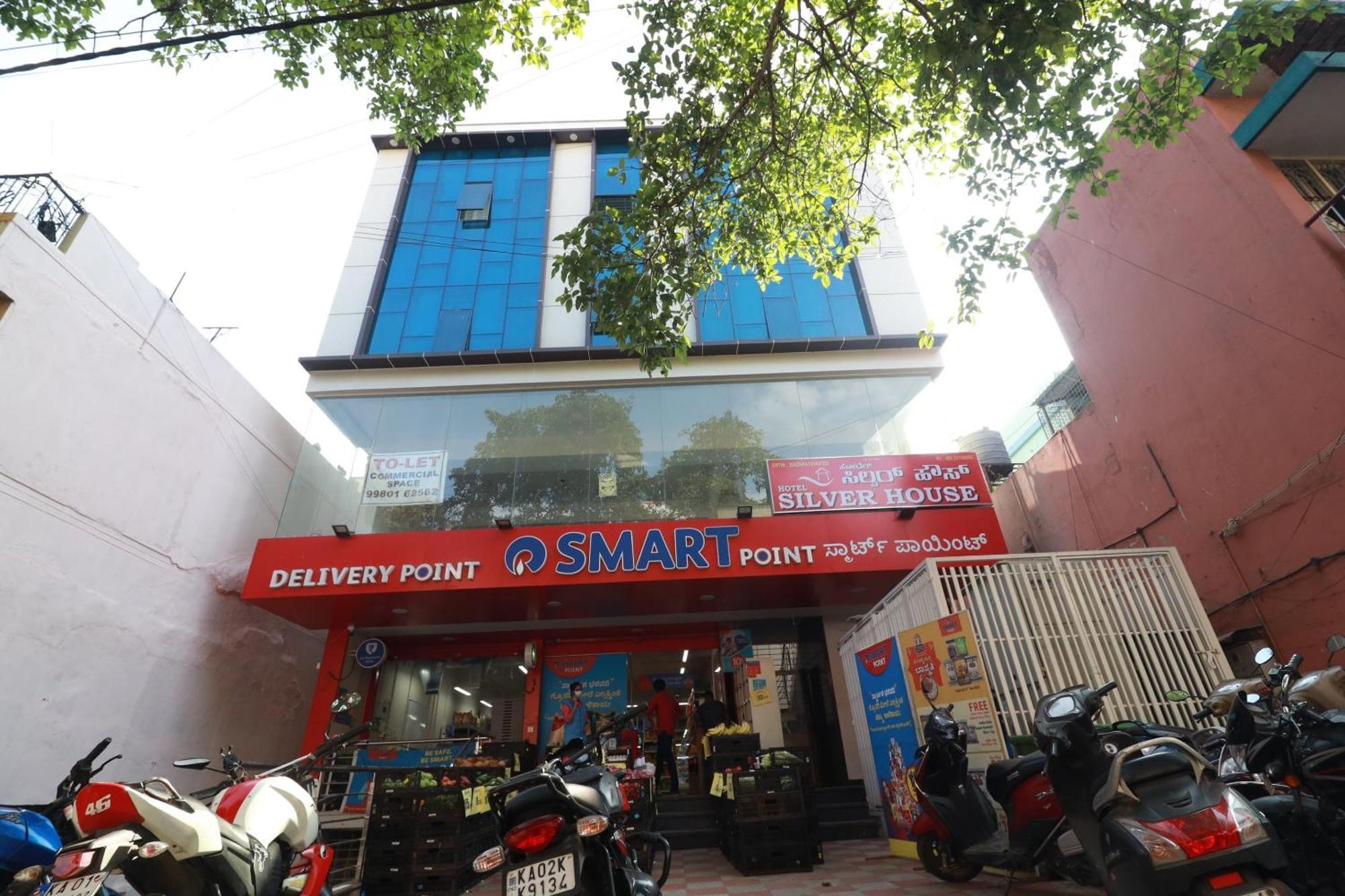 Super O Silver House Near Mantri Square Mall 3* Bangalore