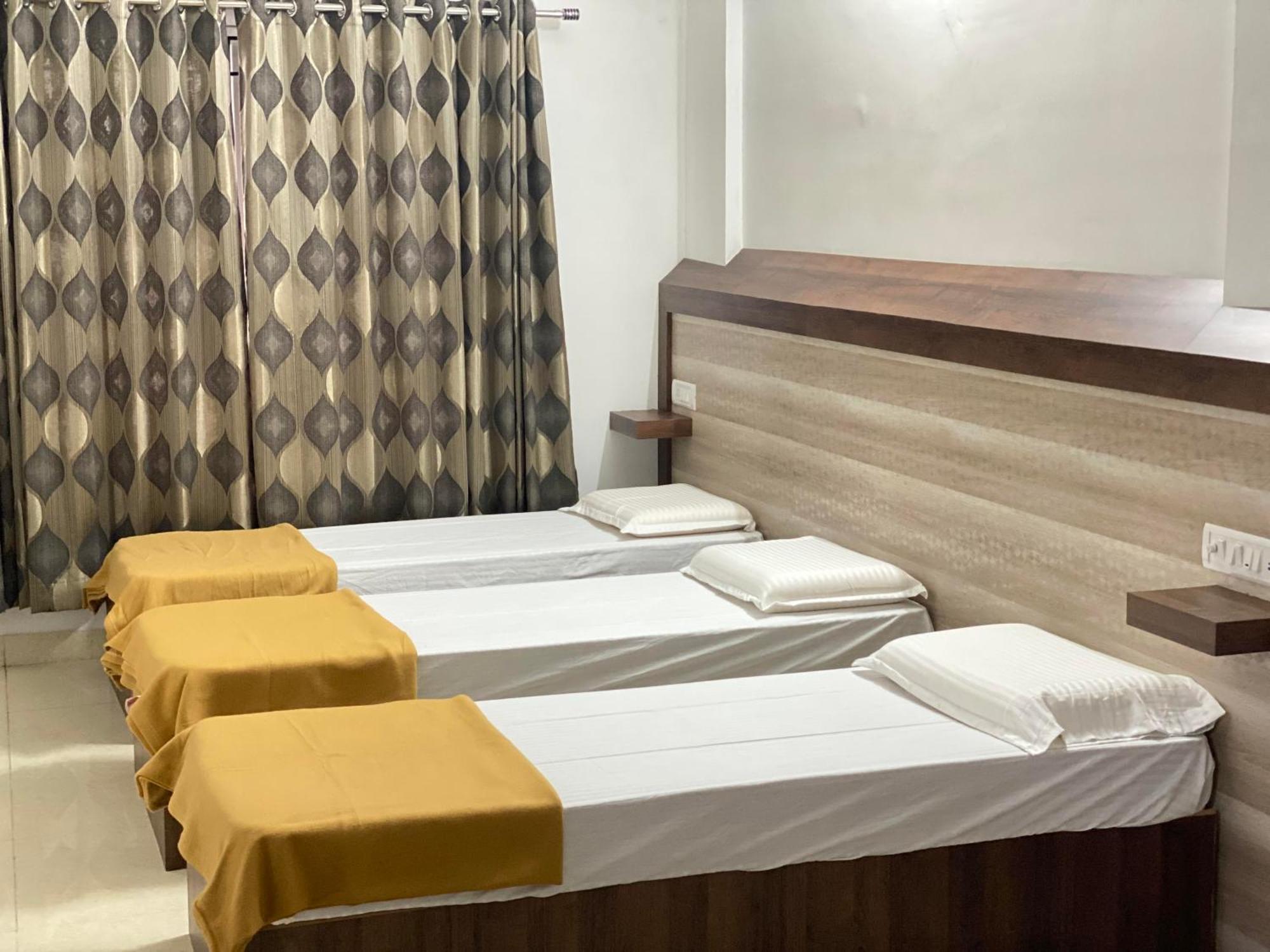B Six Hotel 3*