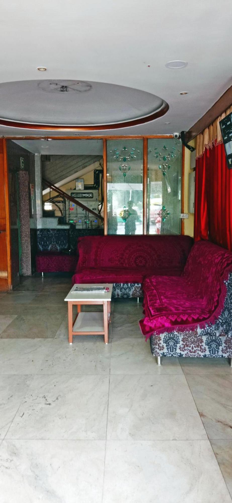 Sri Sai Comforts Near Majestic Railway Station Hotel Bangalore