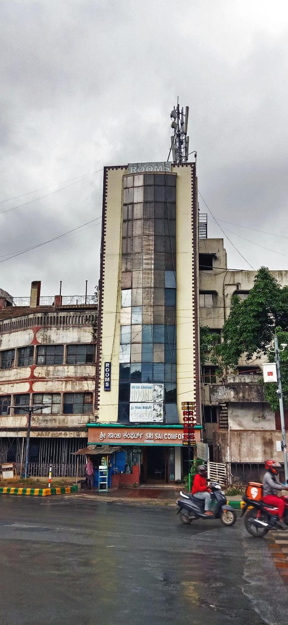 Hotel Sri Sai Comforts Near Majestic Railway Station 2*