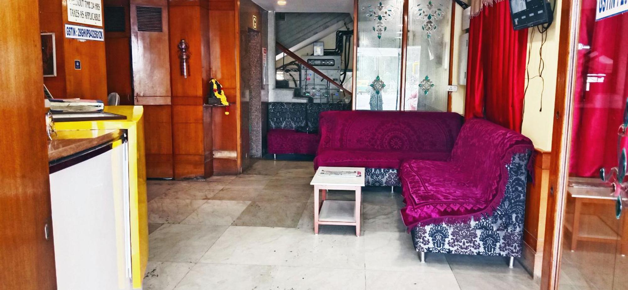 Sri Sai Comforts Near Majestic Railway Station Hotel Bangalore