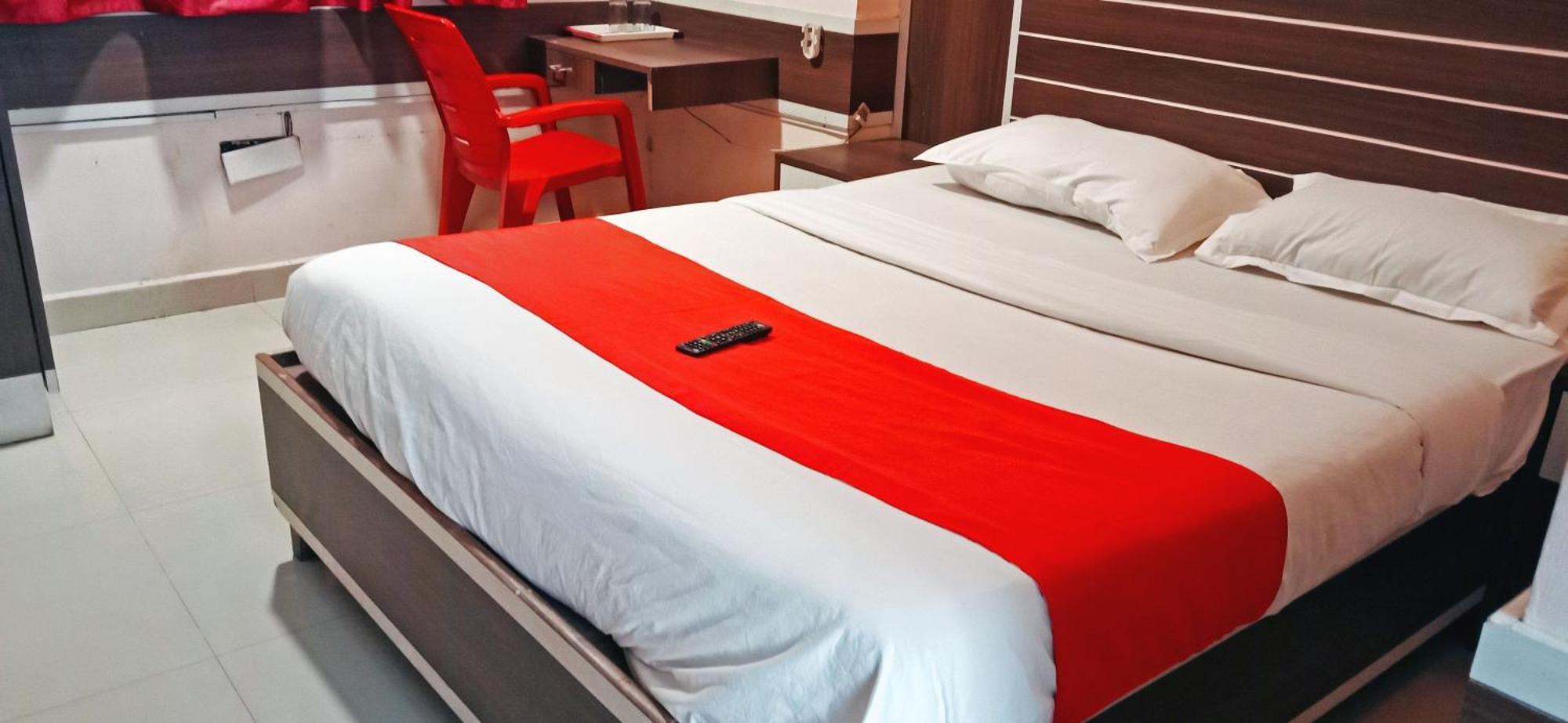 Sri Sai Comforts Near Majestic Railway Station 2*
