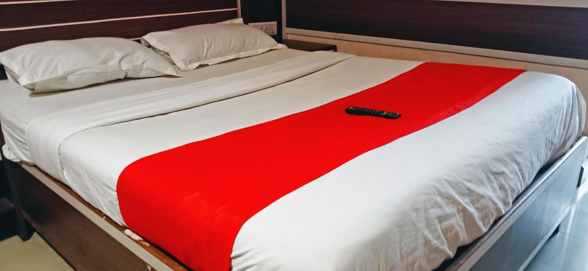 Sri Sai Comforts Near Majestic Railway Station Bangalore
