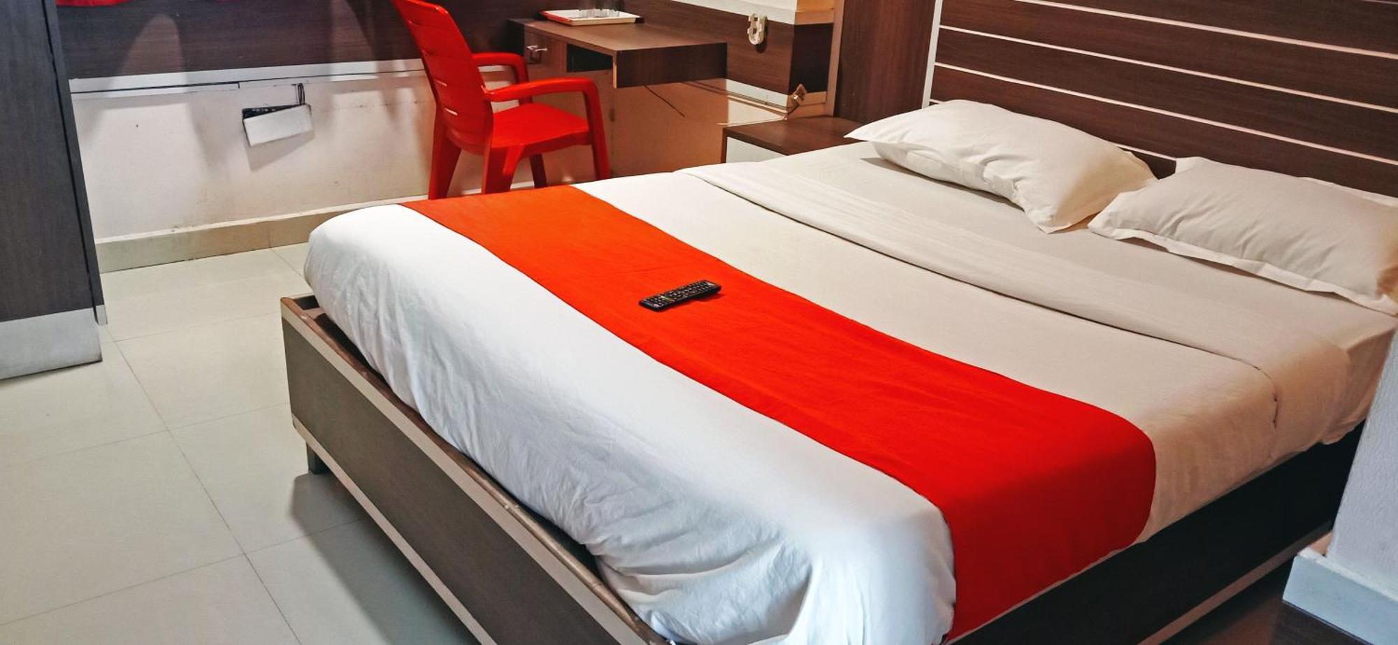 Sri Sai Comforts Near Majestic Railway Station 2*