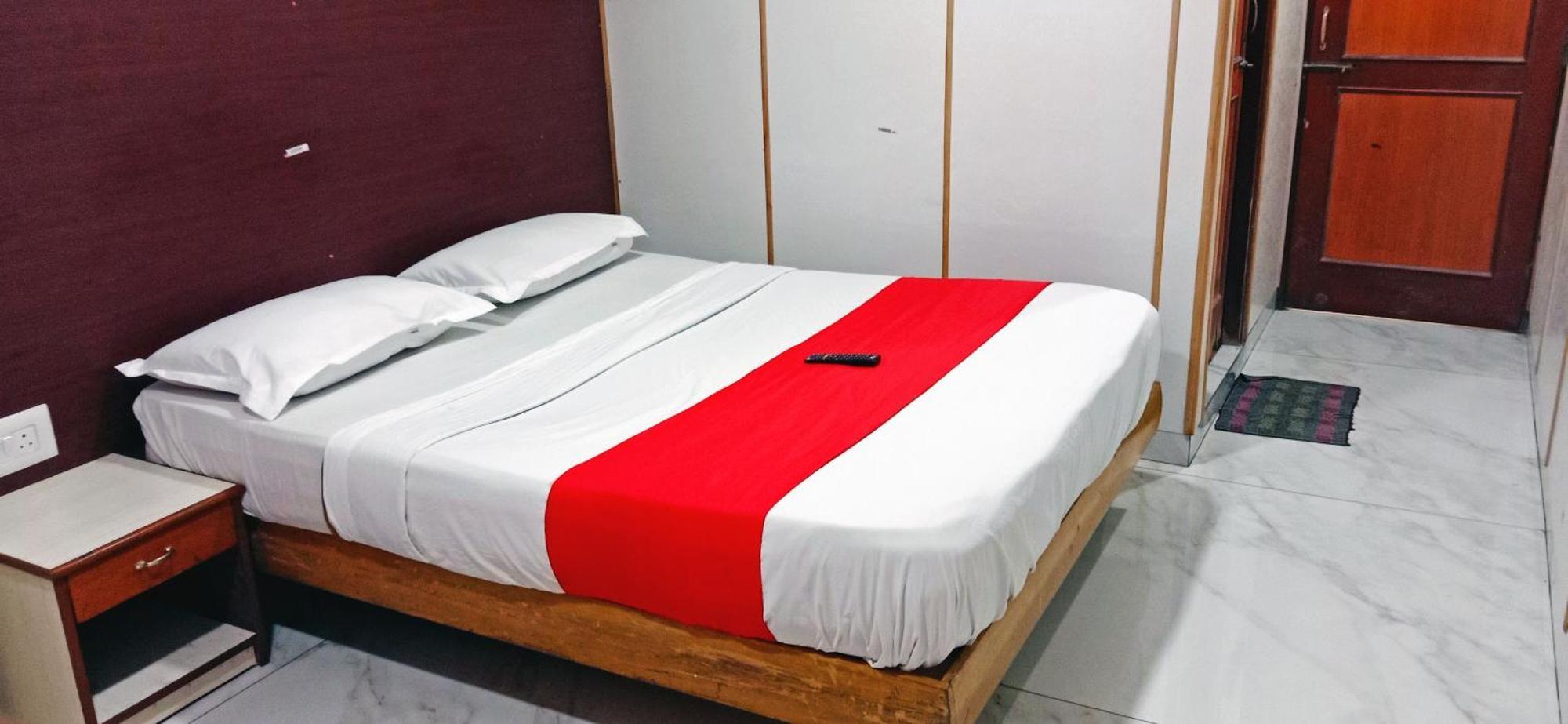 Sri Sai Comforts Near Majestic Railway Station Bangalore